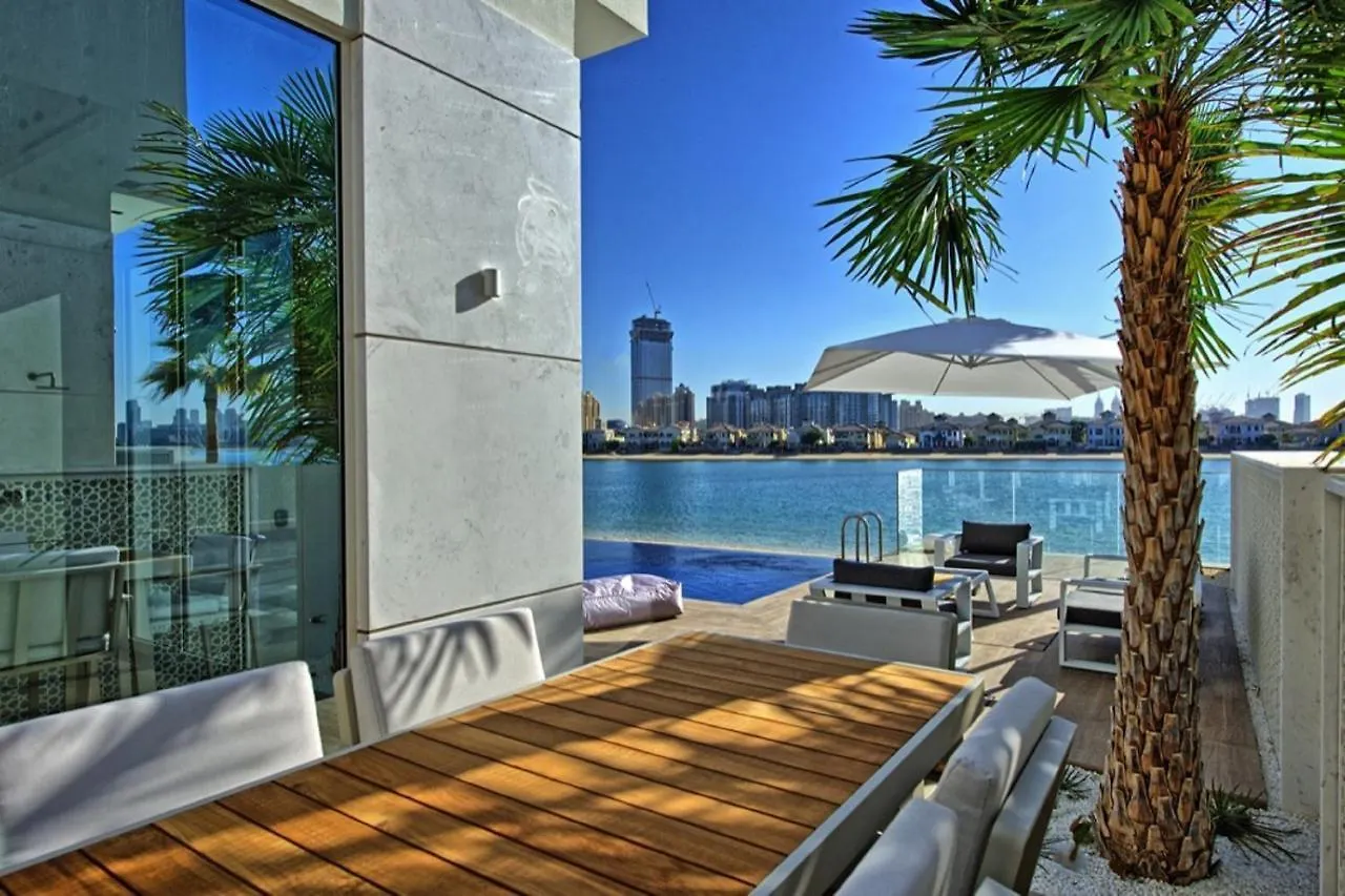 Luxurious Palmera Del Mar Hotel Dubai Villa